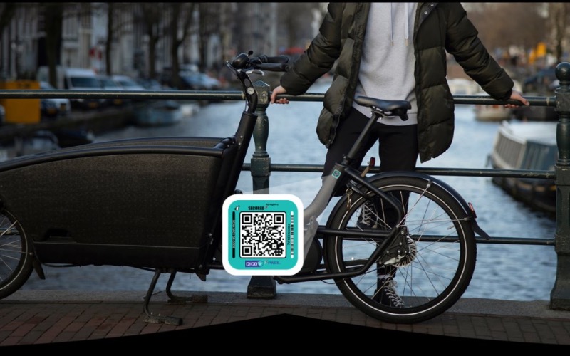 <p>Baal je ook zo van rode stoplichten tijdens het fietsen? Met de slimme Schwung-app op je telefoon springen verkeerslichten sneller op groen zodra je aan komt rijden. Zo fiets je lekker vlot door de stad zonder steeds te hoeven stoppen!</p>
